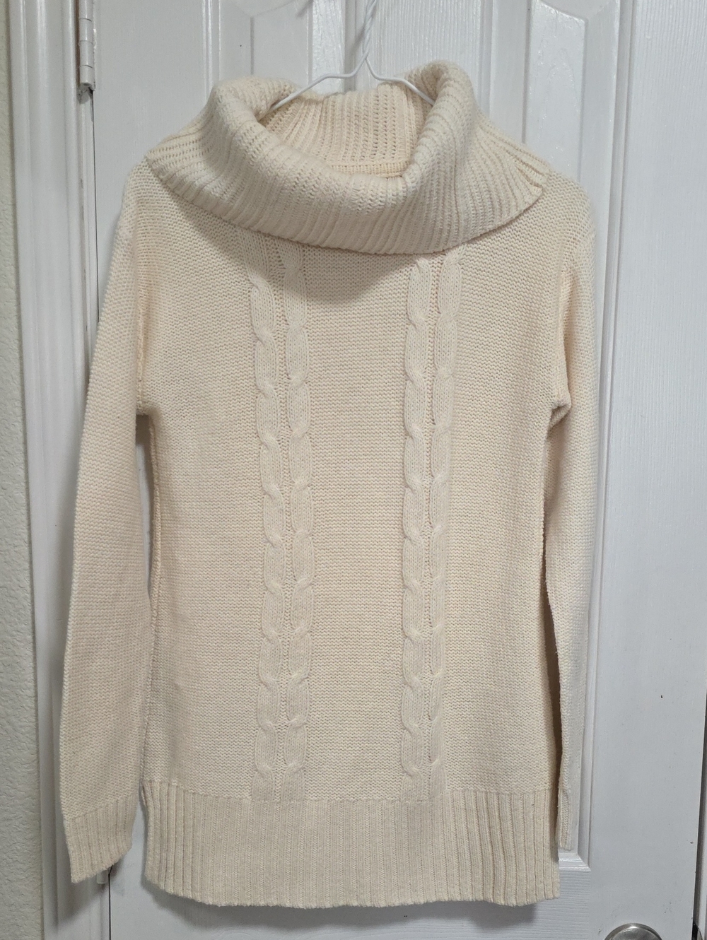 J.crew Cream Cable-Knit Turtleneck Sweater Size XS
